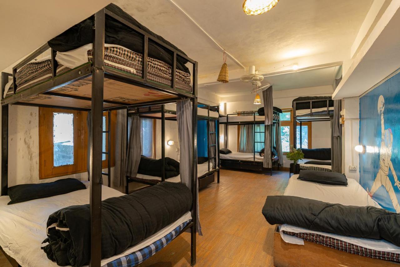 Nomads Hostel Kasol Exteriör bild