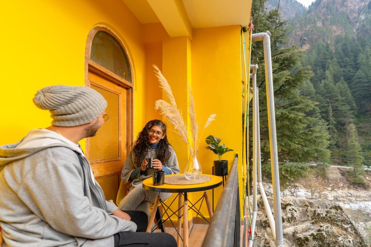 Nomads Hostel Kasol Exteriör bild