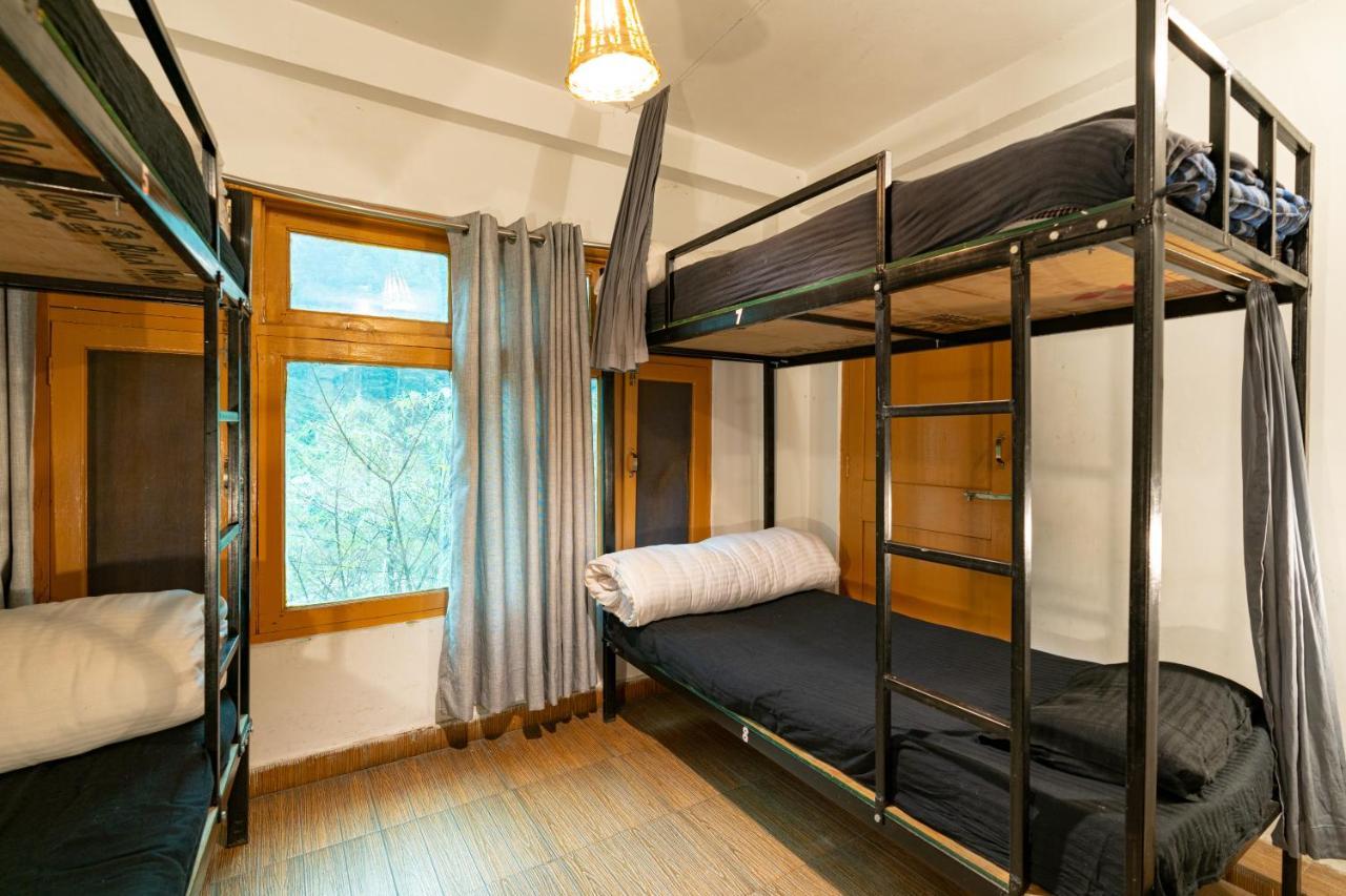 Nomads Hostel Kasol Exteriör bild