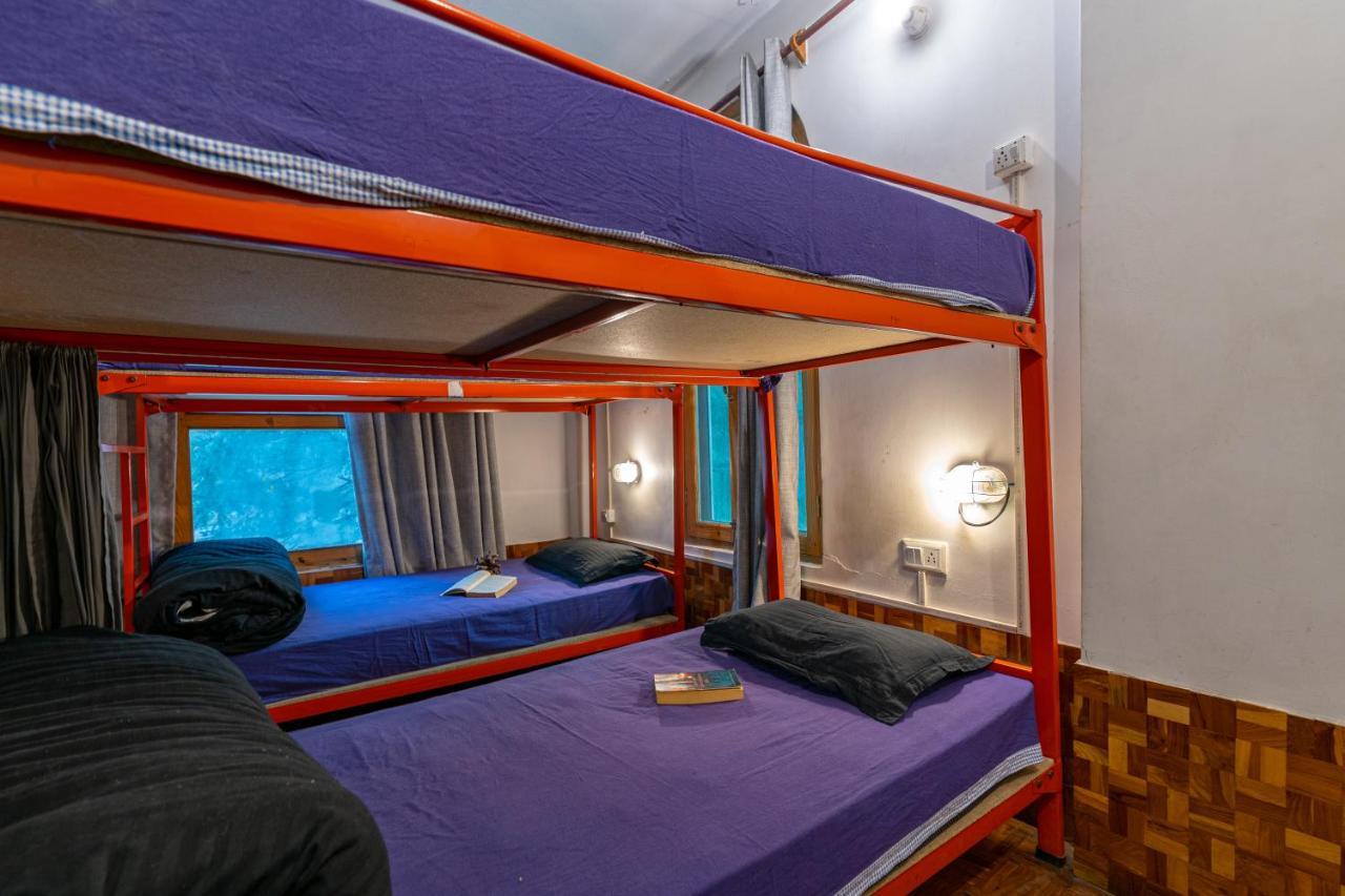 Nomads Hostel Kasol Exteriör bild